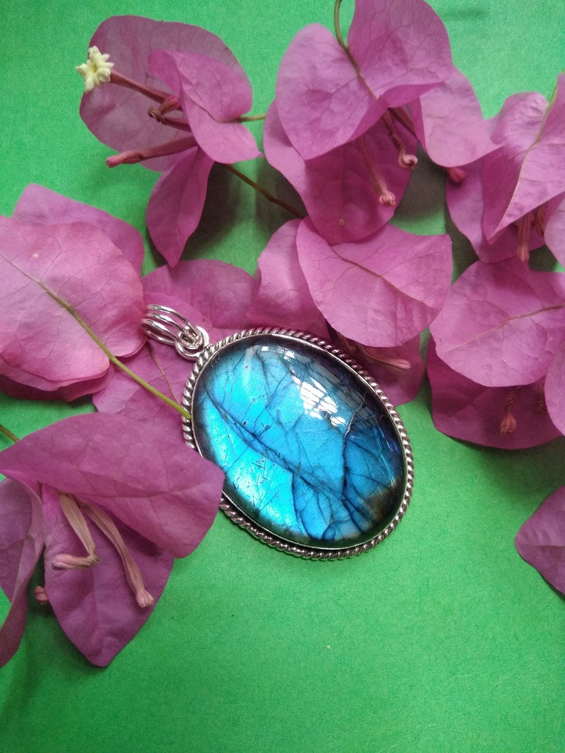 Labradorite Pendant Sterling Silver PendantDeep Blue image 0