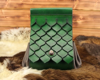 Dark green leather bag, belt bag, leather bag, with dragon scale, Middle Ages, Fantasy, LARP