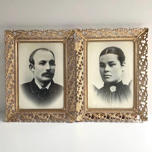 Vintage ornate gold tone filigree double photo frame / tabletop wall wedding display / 5 x 7 picture frame