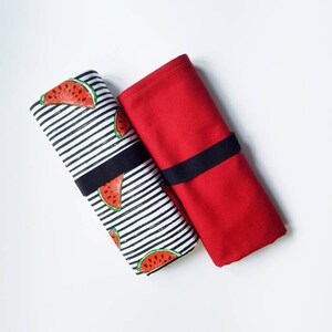 Cambiador de pañales, juego de 2 piezas, cambiador portátil, cambiador de viaje, cambiador de bebé, tapete de rizo impermeable, sandía y rojo