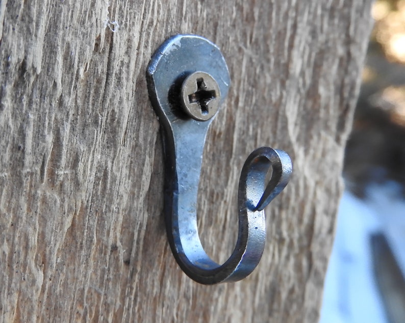 5 pack Horseshoe Nail Wall Hooks Tiny Rustic Hooks Jewelry Etsy