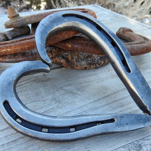 Hand Forged Large Rustic Horseshoe Heart, 4 1/2 inches by 4 1/2 inches, Valentine's Gift for Her, Gift for Wife, Rustic Wedding Gift image 4