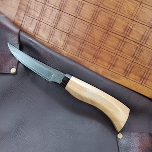 Small Hunter
