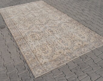 5x9 Vintage Oushak Wool Rug: Hand-Knotted Turkish Area Rug