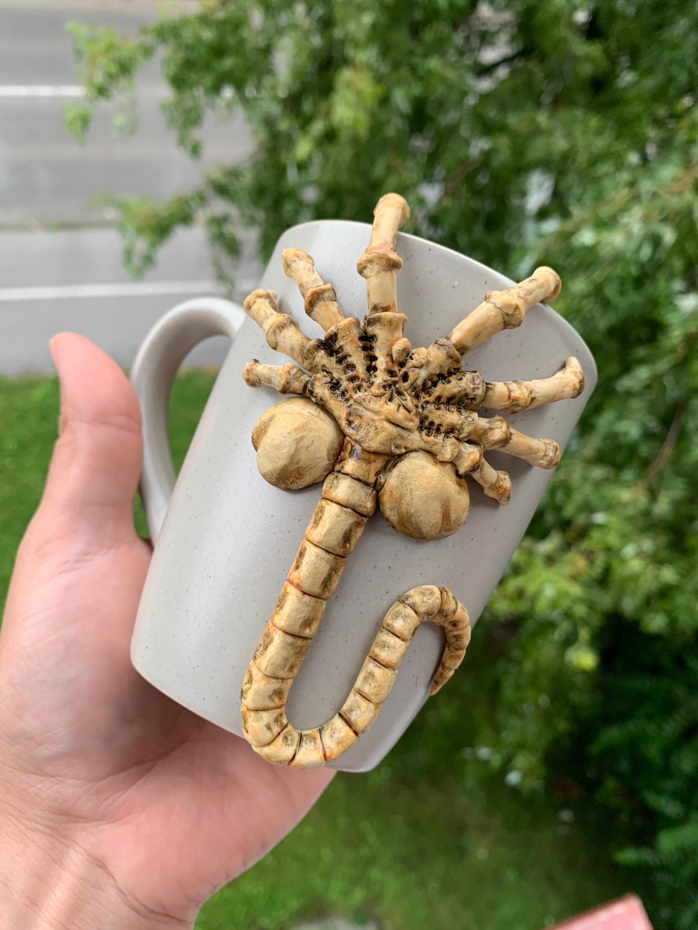 Facehugger Mug, Alien Coffee Cup, Facehugger 3d, Polymer Facehugger,  Realistic Alien - Etsy