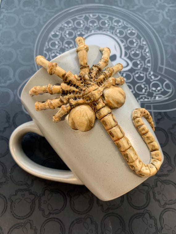 Facehugger mug, Alien Coffee cup, Facehugger 3d, Polymer Facehugger, Realistic Alien