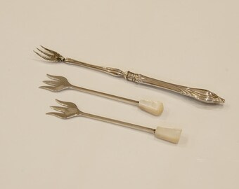 Pair Olive Forks 102864E
