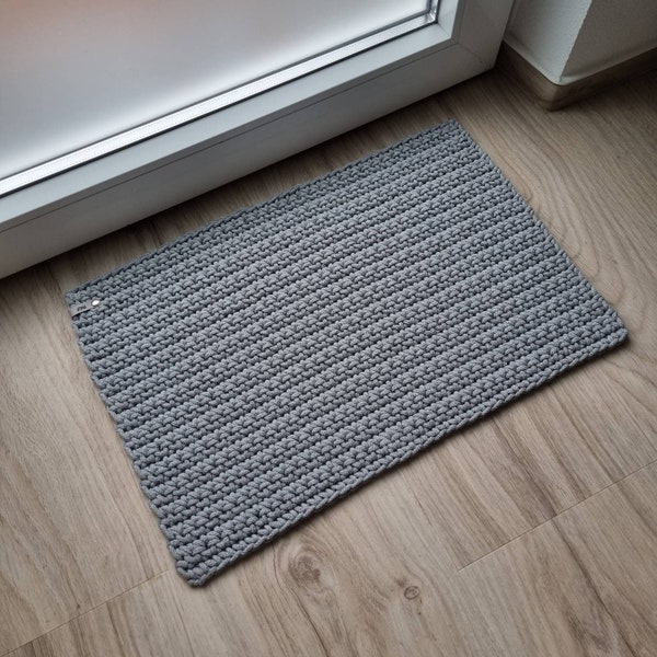 Handmade doormat crocheted from 100% washable recycled cotton