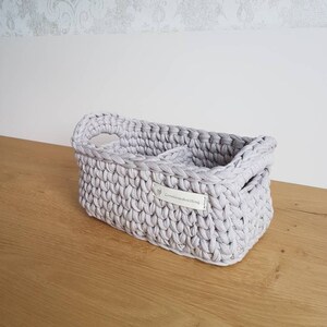 Crochet bathroom organizer with dividers image 4