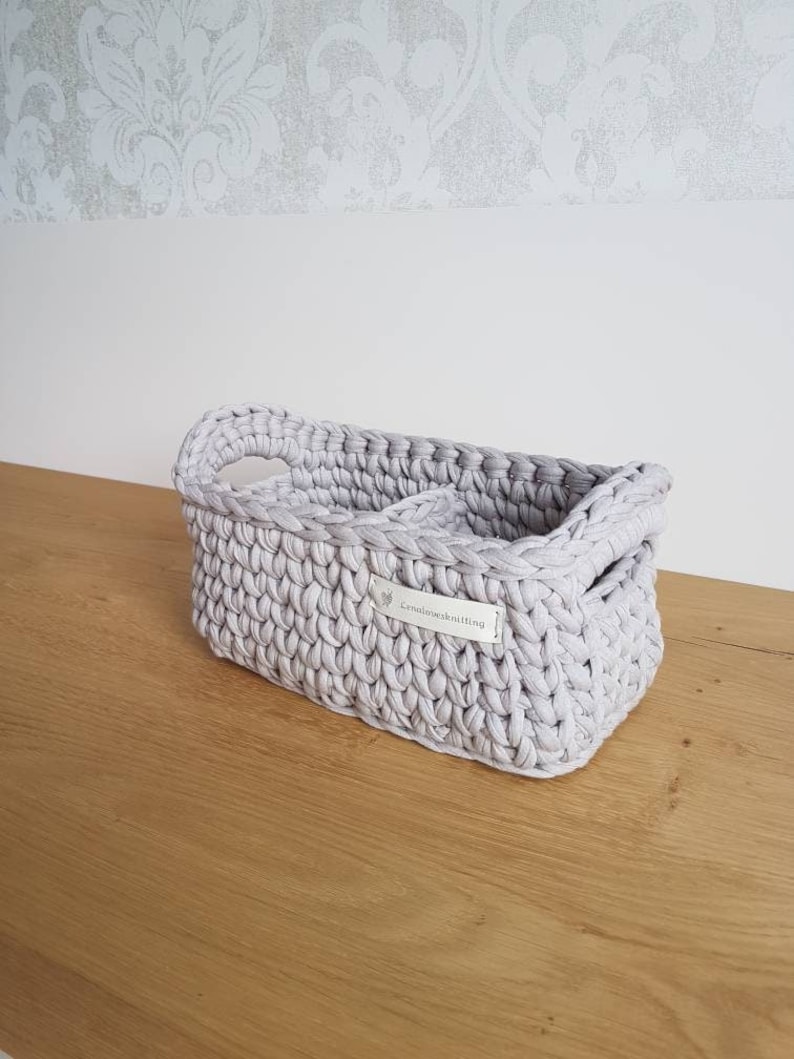 Crochet bathroom organizer with dividers image 4