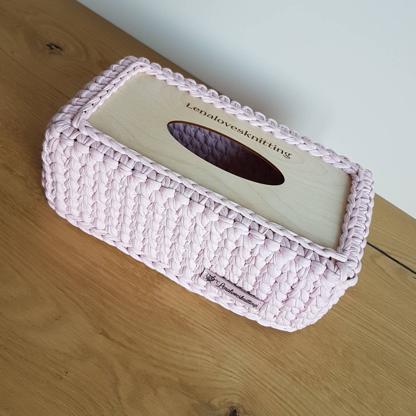 Taschentuchbox mit Holzdeckel gehäkelt Box für Taschentücher und  Kosmetiktücher - .de