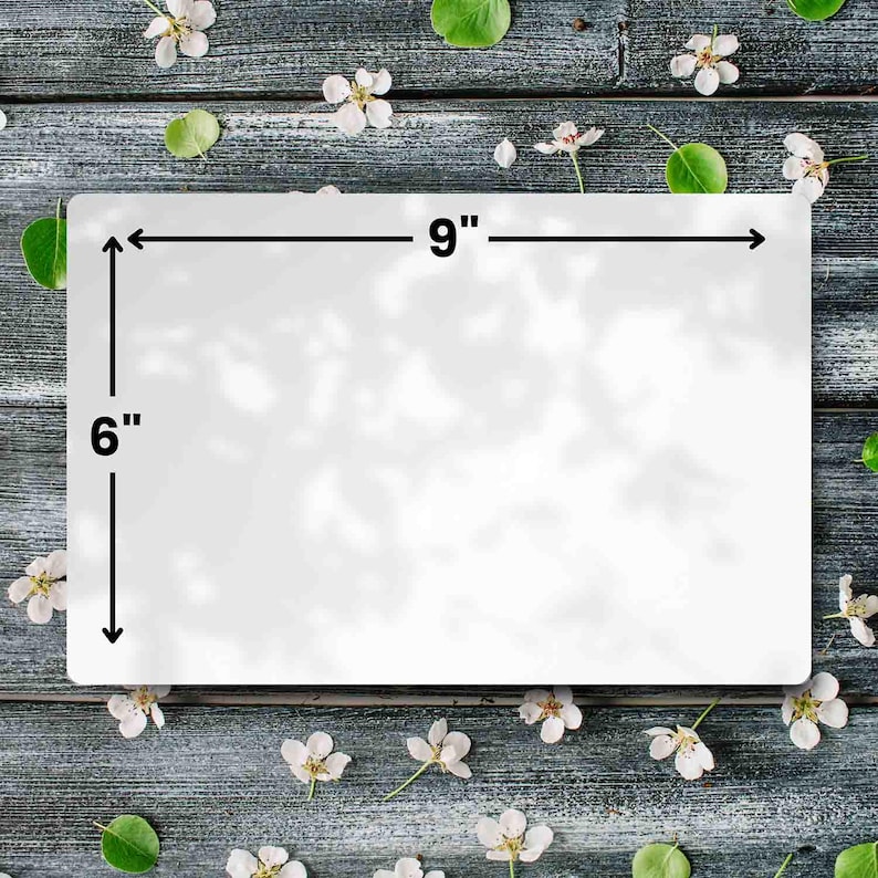 Peut inclure: Un panneau rectangulaire blanc aux coins arrondis, pr&eacute;sentant des fl&egrave;ches noires et du texte indiquant des dimensions de 22,86 cm de largeur et 15,24 cm de hauteur. Le panneau poss&egrave;de une surface blanche unie avec un l&eacute;ger effet d'ombre.