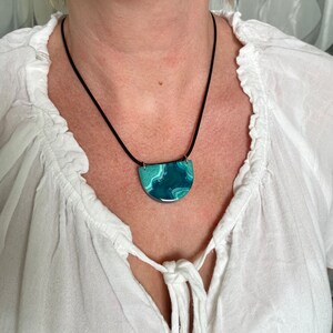 Larger geode inspired resin necklaces, statement jewelry, west coast style, beach wedding, geode art, gift for earthy girl, nature inspired image 7