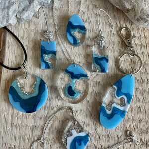 Larger geode inspired resin necklaces, statement jewelry, west coast style, beach wedding, geode art, gift for earthy girl, nature inspired image 9
