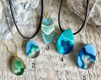 Geode Inspired Resin Necklace, Beach Vibes Jewelry, Earthy