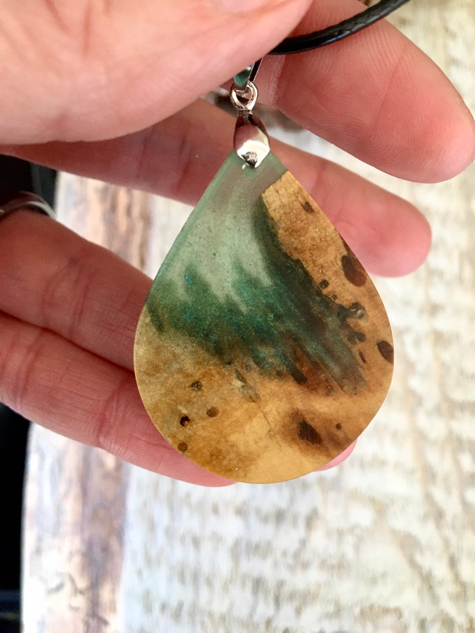 Halskette aus Rohholz Strandszene Halskette Holz und Harz | Etsy