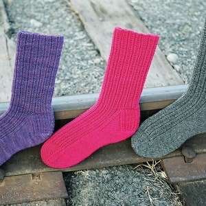 Railroad Rib Socks ~ Knitting Pattern ~ PDF Download
