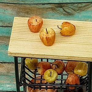 miniature apples, red apples, miniature food, miniature kitchen, realistic food, 12th scale, one inch scale
