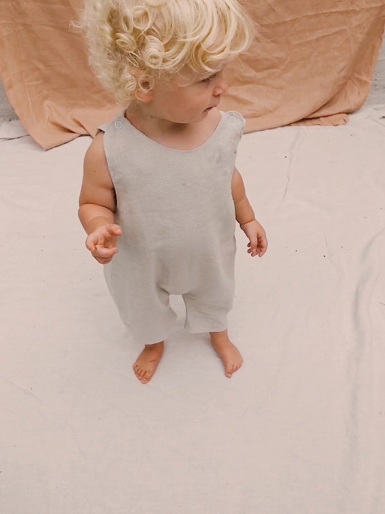 EASY Pinafore Jumpsuit pdf sewing pattern / Linen Baby Jumpsuit / Baby boy girl romper/kids jumpsuit short or long / Harem / Newborn to 12 image 4