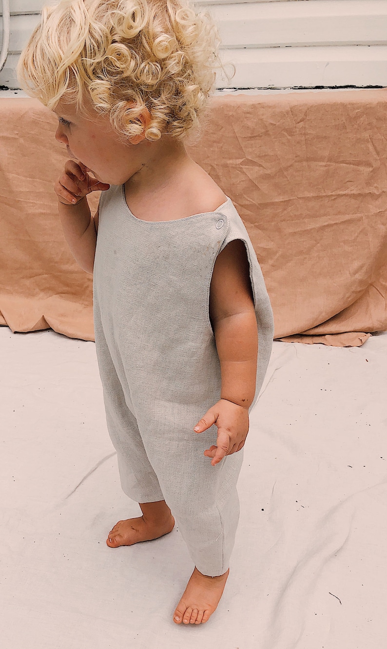 EASY Pinafore Jumpsuit pdf sewing pattern / Linen Baby Jumpsuit / Baby boy girl romper/kids jumpsuit short or long / Harem / Newborn to 12 image 7