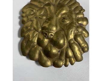 Hebilla de cinturón de latón hecha a mano de estudio VTG de los años 80. Arte artesanal. León único en su tipo.