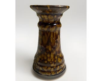 Candelabro vintage de cerámica inspirado en los años 70 con esmalte marrón moteado y difuminado.