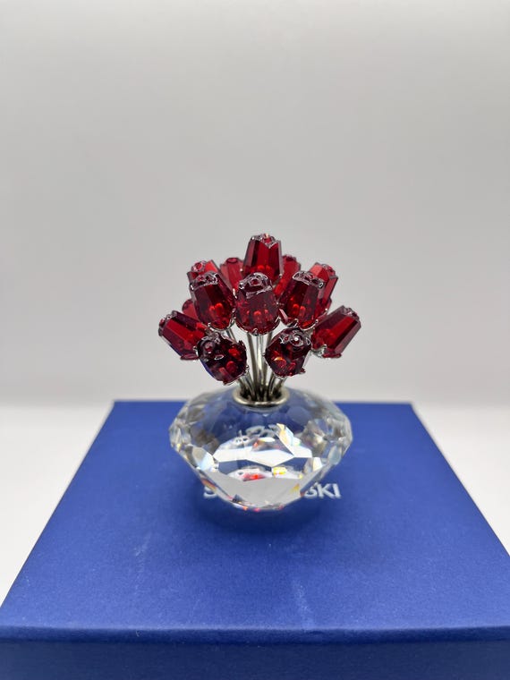 Swarovski Crystal 2002 SCS 15th Anniversary Special Ed. Vase of 15
