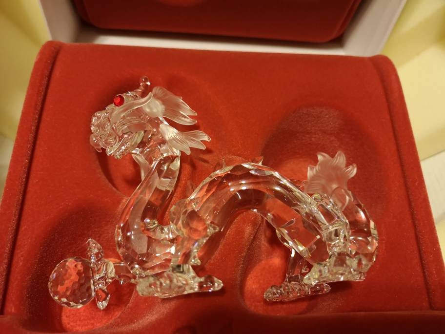 Swarovski Crystal 1997 SCS Fabulous Creature Dragon Mint in Swarovski Crystal 1997 SCS Fabulous Creature Dragon Mint in