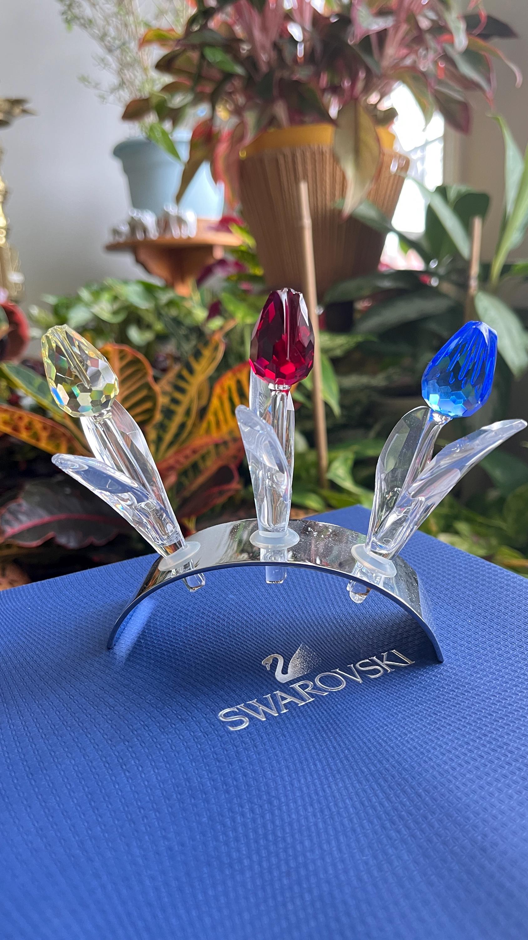 ７２Swarovski クリスタル チューリップ 置物 3個セット Swarovski Crystal 3 Tulips in Mirrored Stand With No Box - Etsy