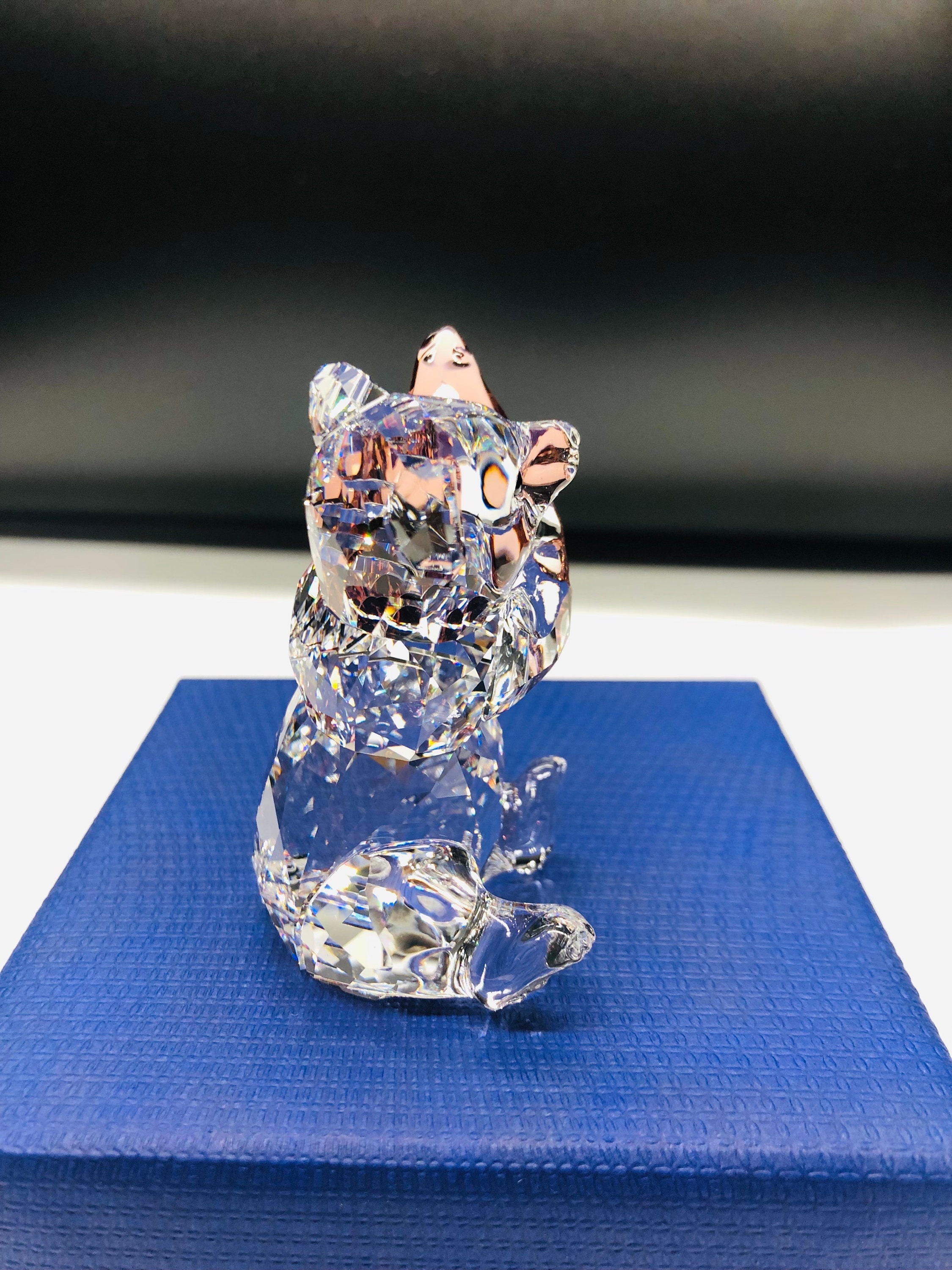 スワロフスキーのクマと魚、新品箱入り - Etsy 日本