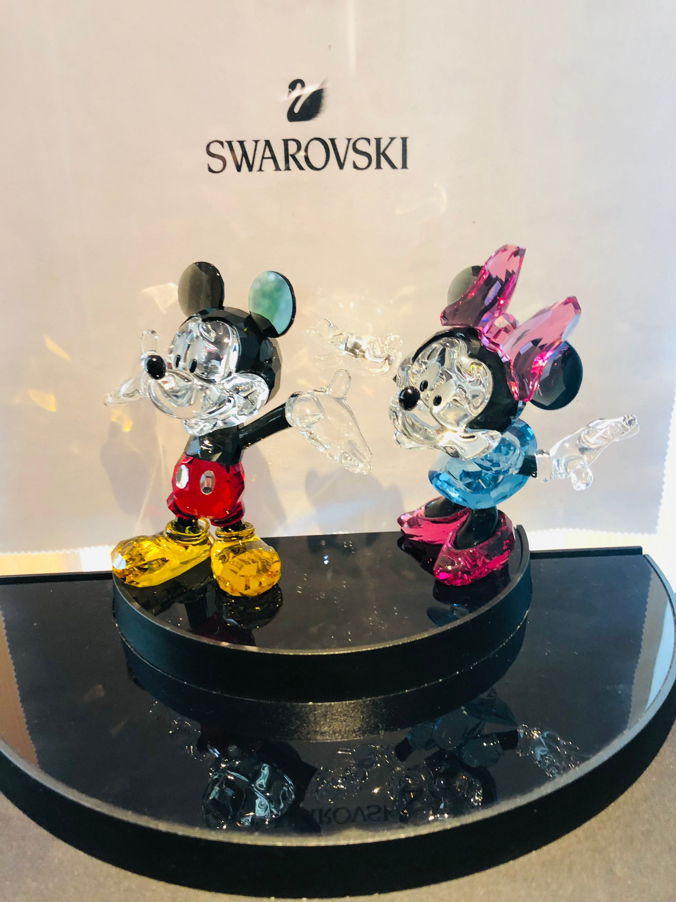 Swarovski ミッキー&ミニー Swarovski Mickey and Minnie Mouse Disney Figurines - Etsy