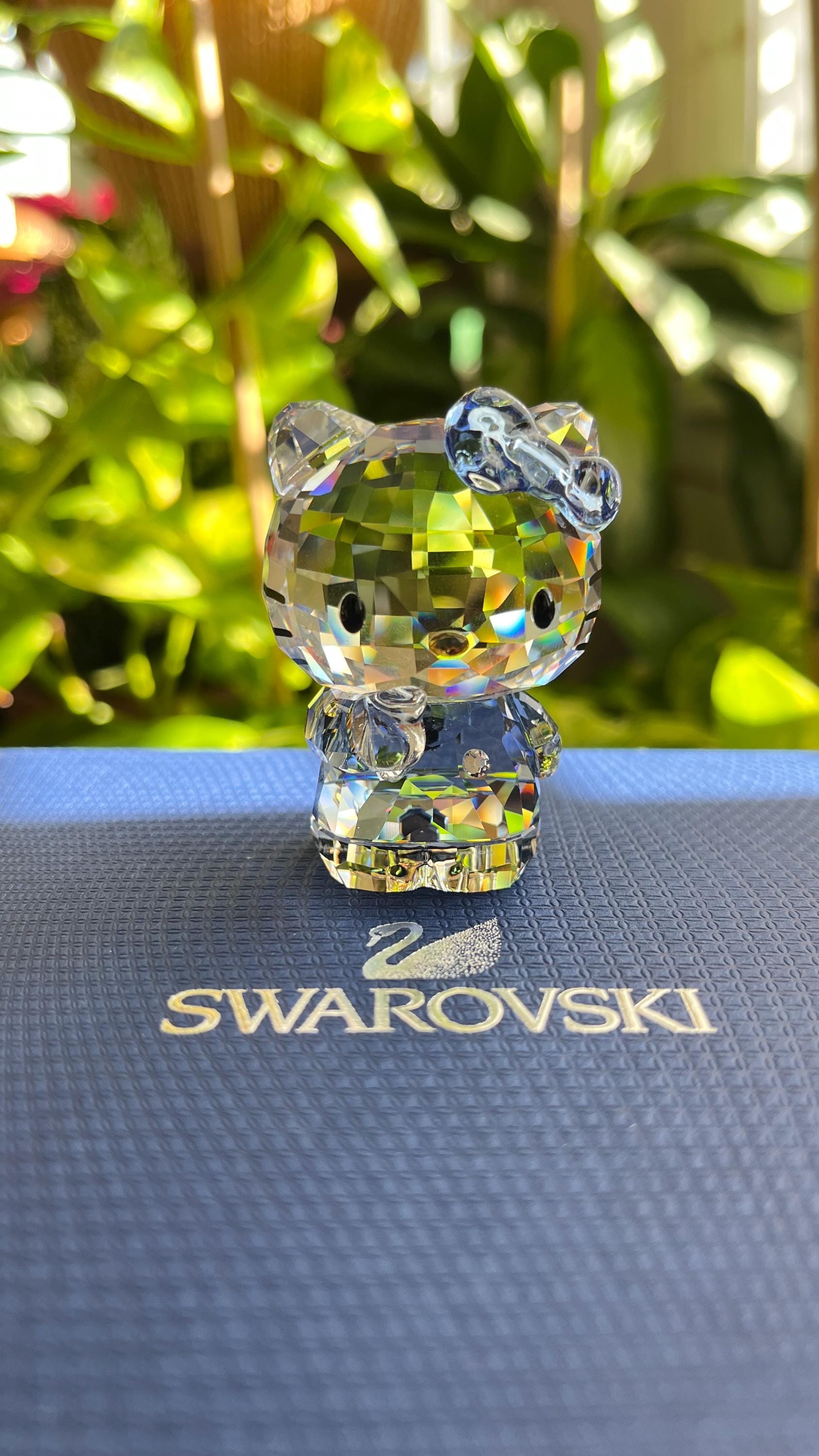 【美品】SWAROVSKI ハローキティ クリスタル　ブルーリボン Swarovski Hello Kitty Blue Bow 2013