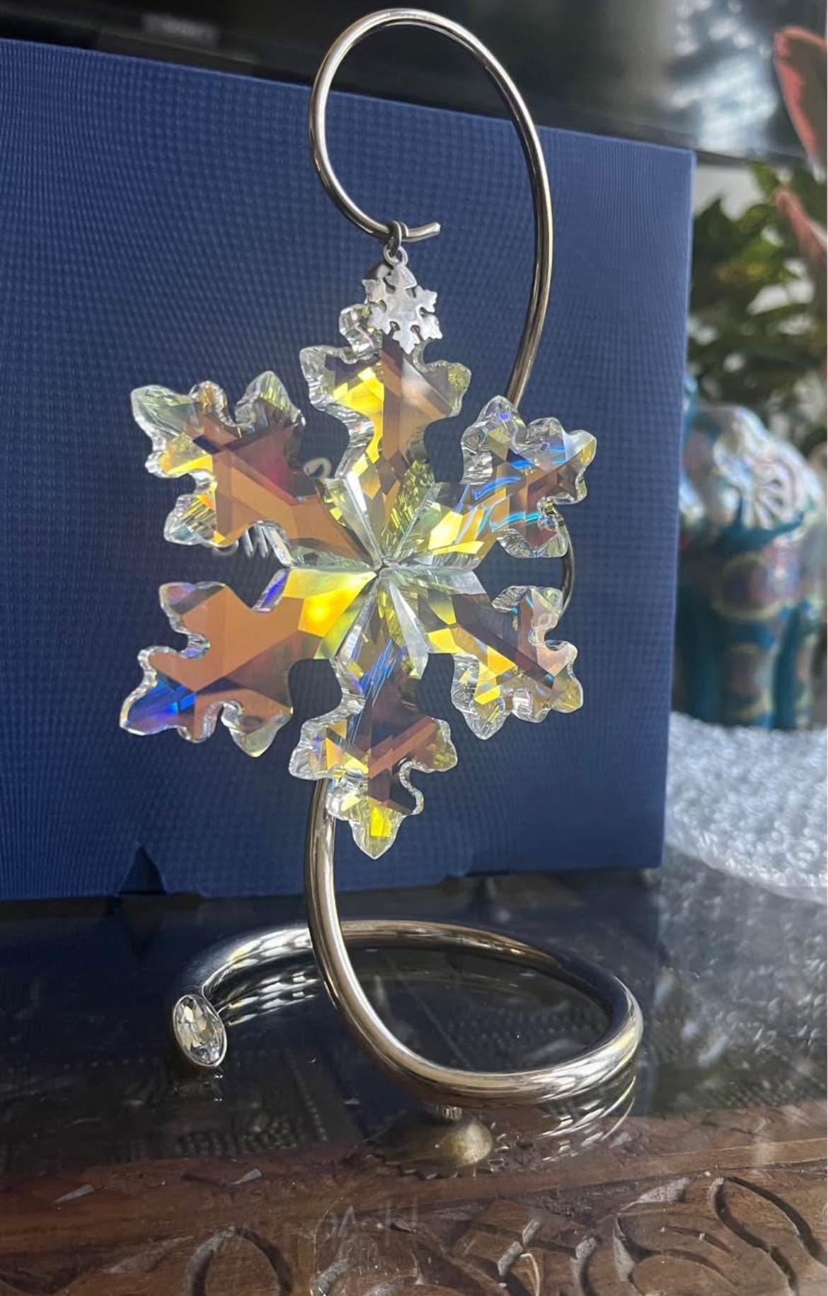 SWAROVSKI Crystal 2016 Annual Colored Large Star Snowflake