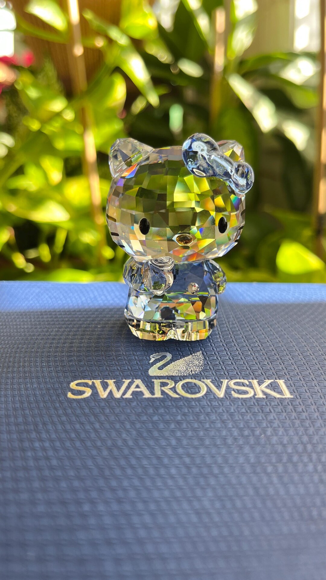 Hello Kitty Blue Bow Limited Edition Swarovski Crystal in Mint