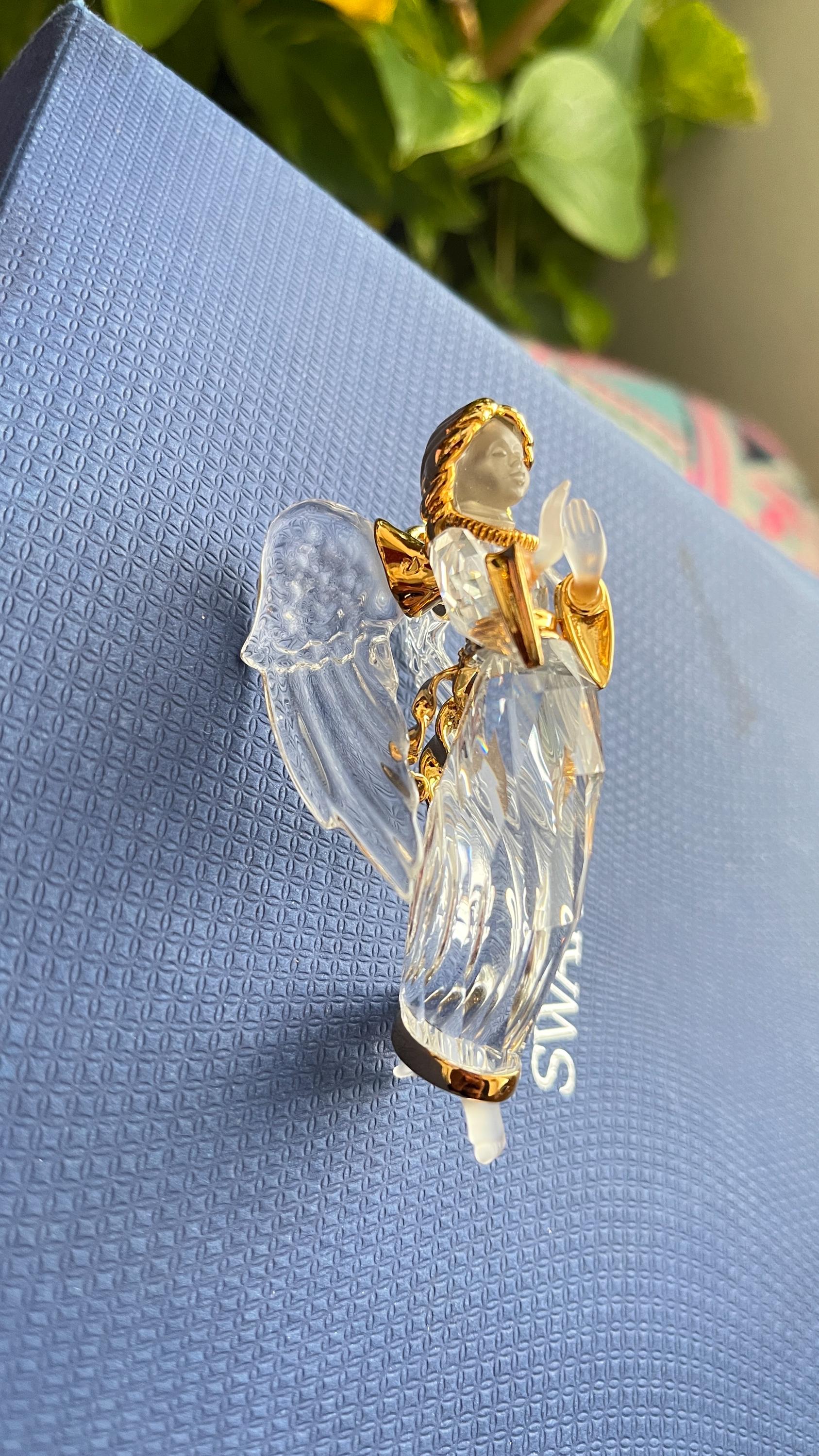 Swarovski Crystal Memories 2000 Annual Angel Ornament (item