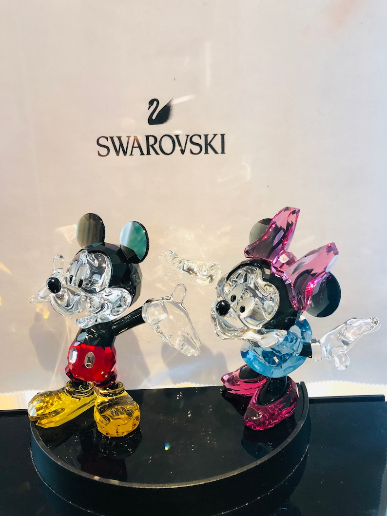 Swarovski Mickey and Minnie Mouse Disney figurines image 8