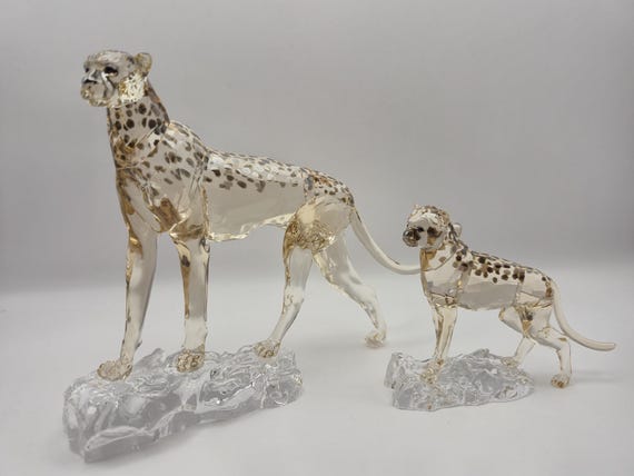 スワロフスキー置物SCS チーターの赤ちゃん