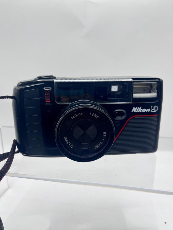 Nikon L35 AD3 Point & Shoot 35mm Film Camera From JAPAN Not Tested