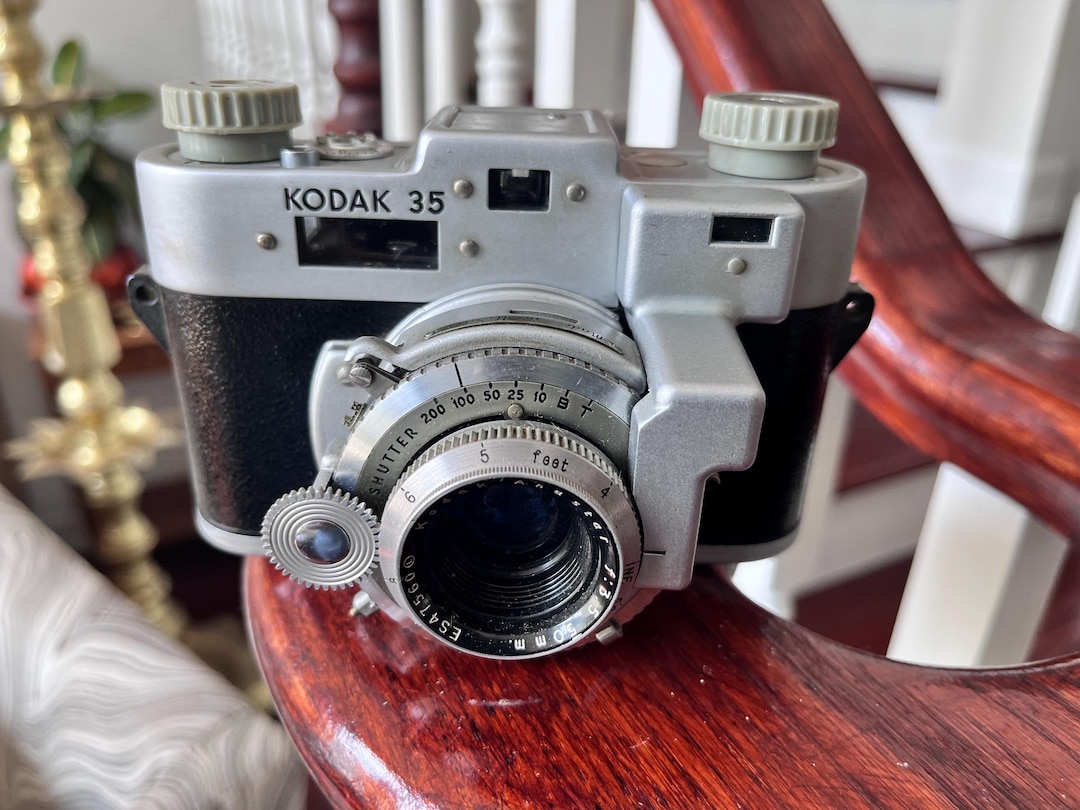 Vintage Kodak 35 RF Camera WWII 1940s Rangefinder - Prop or