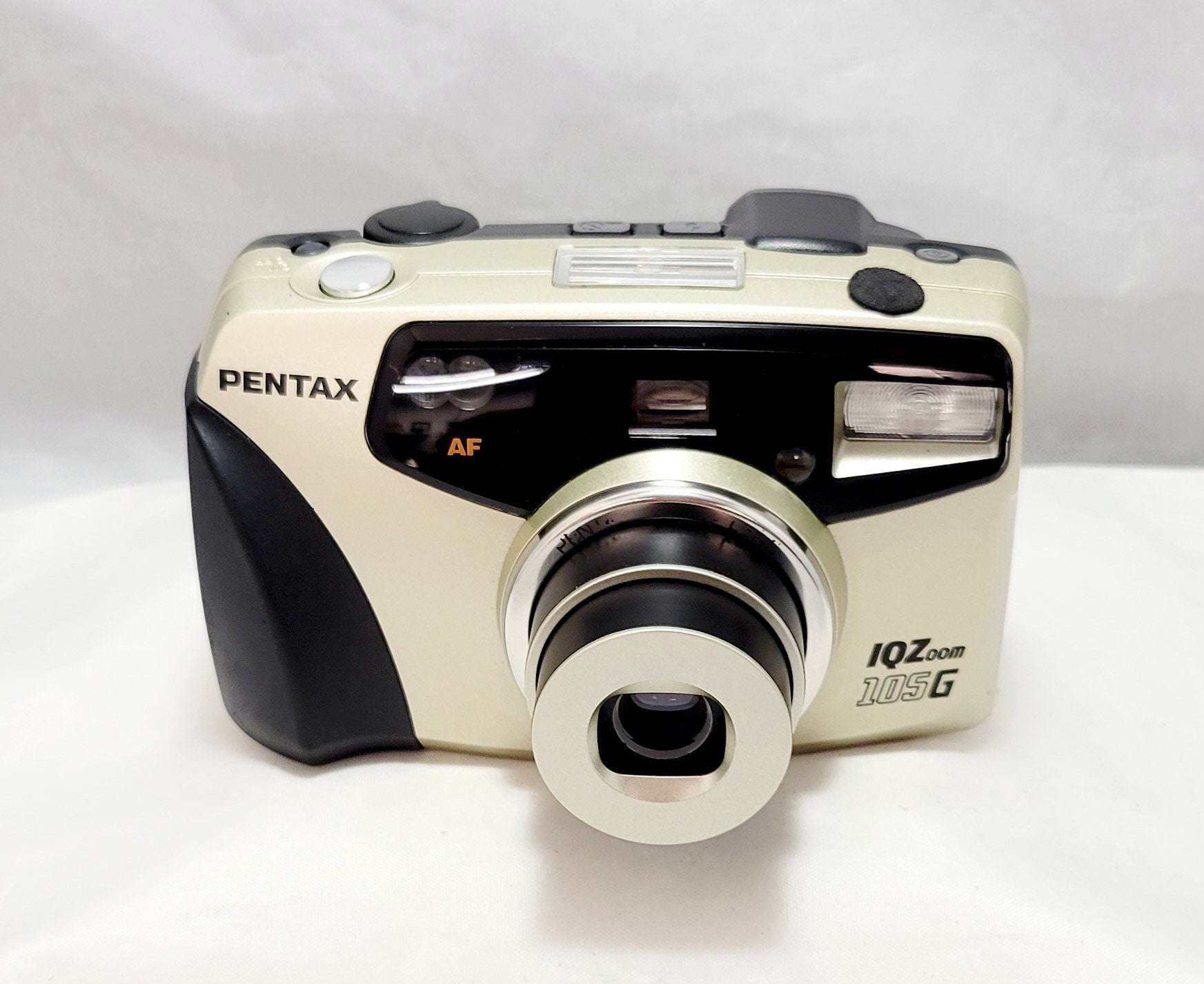 Pentax IQZoom 105G Vintage 35mm Film Point and Shoot Camera