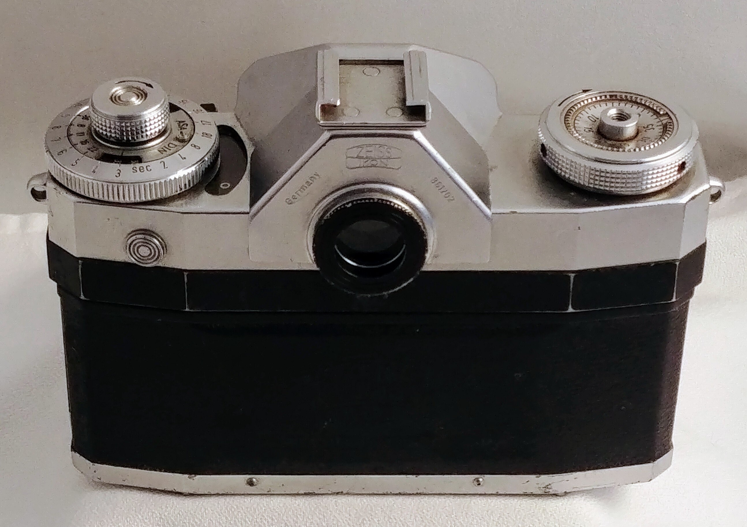 CONTAFLEX ZEISS IKON 35mm 判2眼カメラ #1036 Zeiss Ikon Contaflex II with Case – Everything Old Antiques