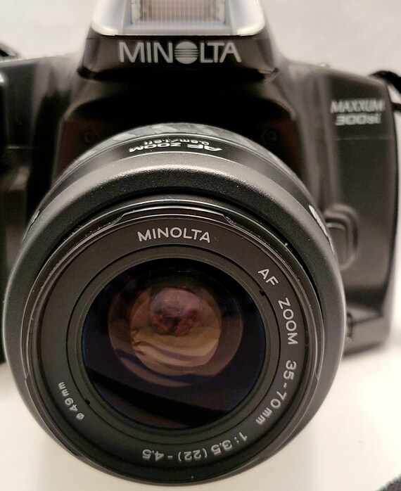 Minolta Maxxum 300si (alpha 101si) - Vintage 35mm Film SLR