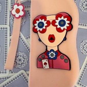 Canasta player glasses case
