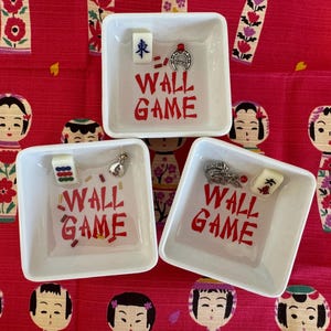 Mahjongg wall game dish