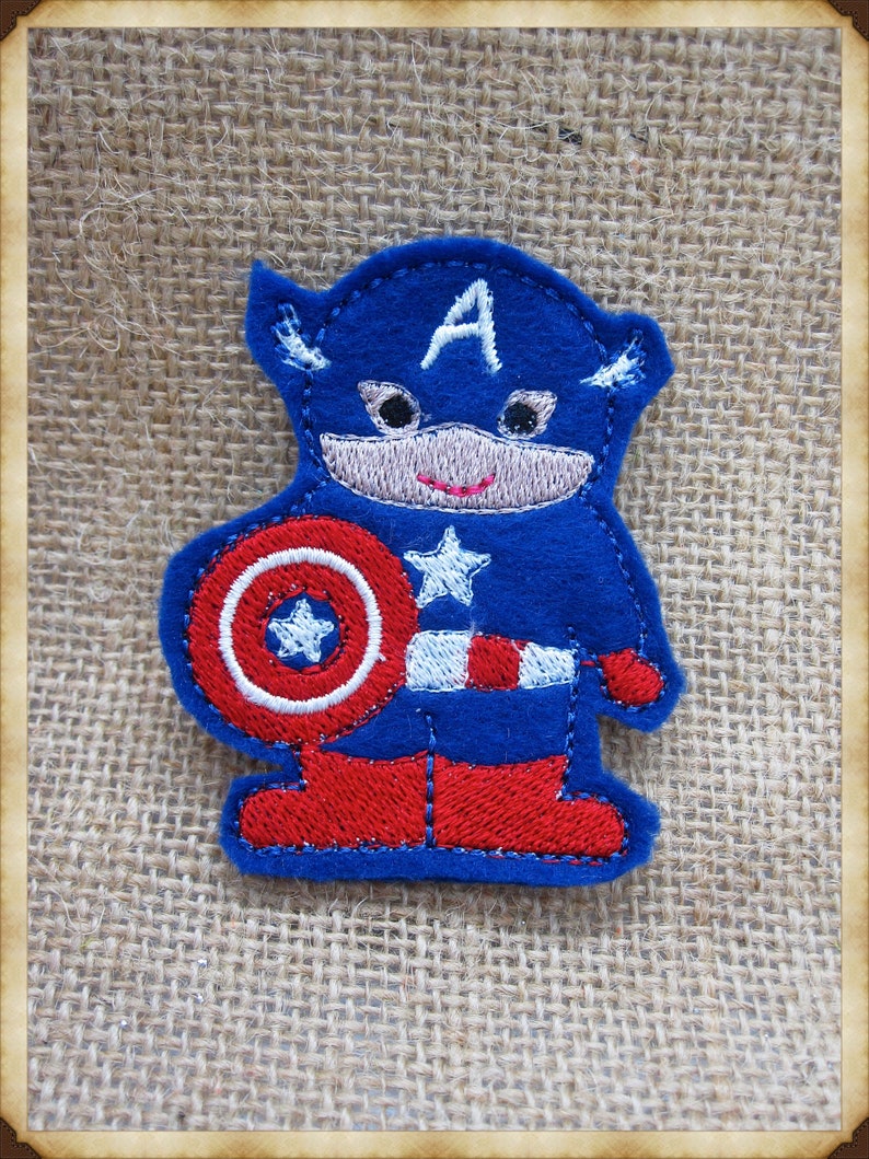 AVENGERS Children/'s Finger Puppet Set