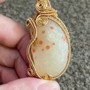 Size :5.6x2.5x1.7cm Natural Gobi Agate Pendant