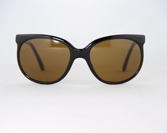 Vintage 1980's Vuarnet 002 Shinny Black Cat Eye Sunglasses PX2000 Mineral Brown lens