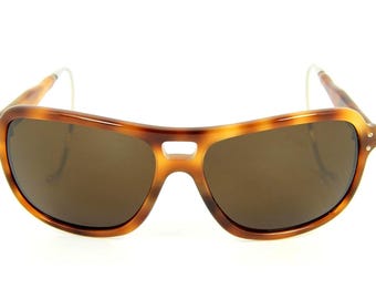 Vuarnet 066, Vintage 90s Tempered Glass Lenses Unique Gold  display picture 1
