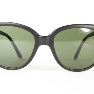 Vintage 1980's Vuarnet 002 Matte Black Cat Eye Sunglasses PX2000