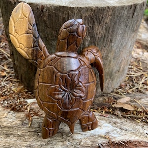 5&#39;&#39; Handcrafted Hawaiian Turtle Sculpture - Longevity, well-being and prosperity in Hawaii culture - Best Valentines Gift